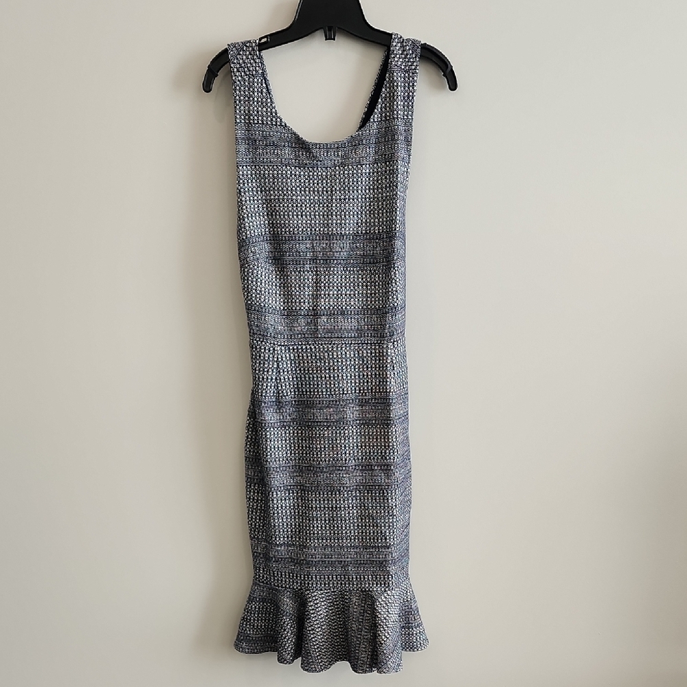 🔥2/$20 -Banana Republic Textured Navy And White Midi Dress With Ruffles, Size 8